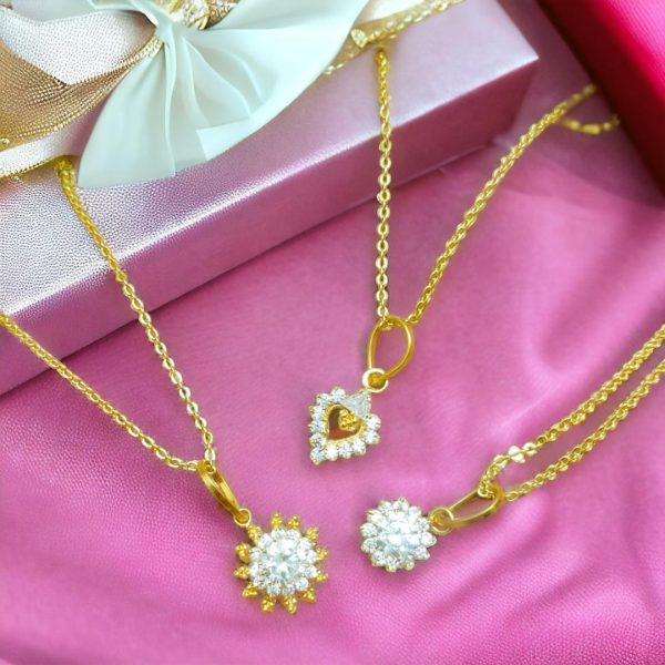 3 Pieces American Diamond Traditional Gold18K Locket.