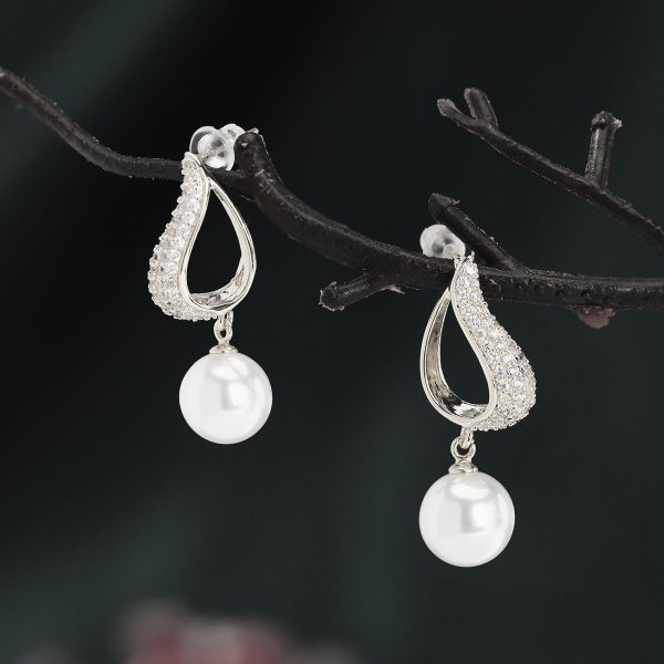 Korean Earring Stone and Pearl Type.