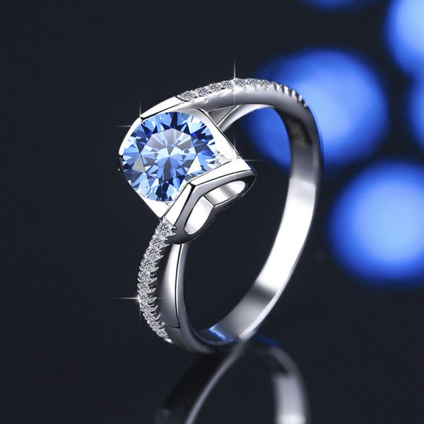 American Diamond Proposal Ring.(Blue)