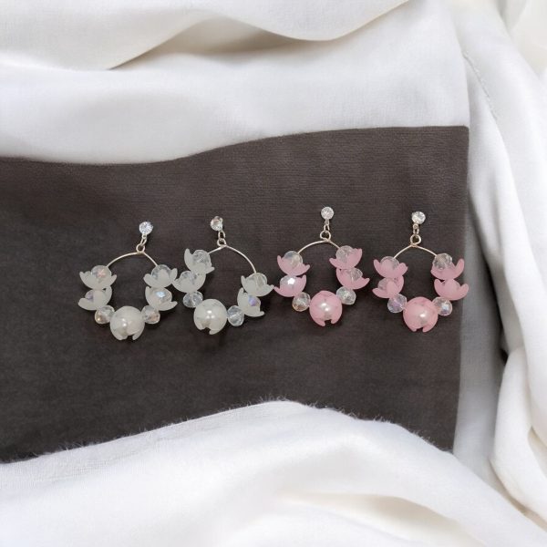 2ps Korean Flower Earring. (Pink, and white)