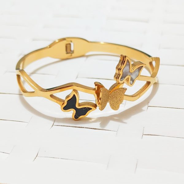 Stainless Glossy Metal Bracelet Golden. - Image 2