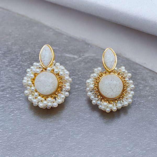 Gold Plated Crystal Drop Earring.(White) - Image 3